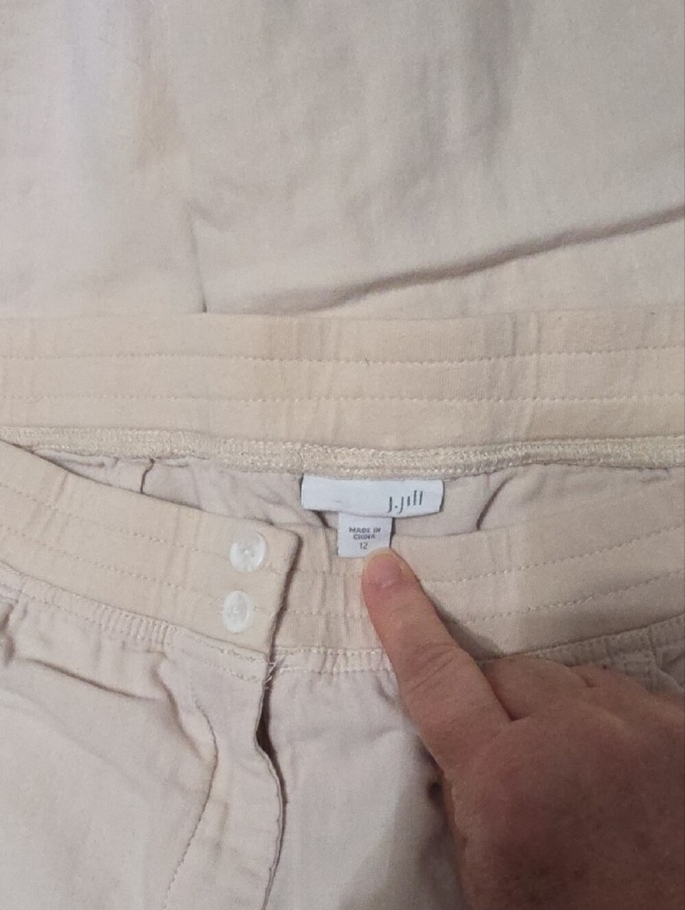J. Jill Light Beige Cargo Pants — Soft Utility Style - Picture 2 of 3